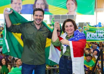 Pesquisa coloca a direita amazonense em destaque, com Capitão Alberto Neto como primeiro voto para o Senado e Professora Maria do Carmo no segundo turno das eleições de 2026