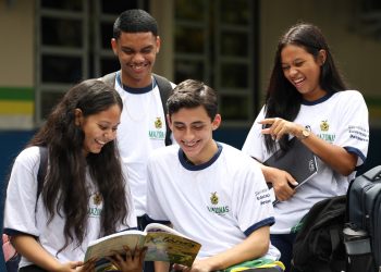 Matrículas de novos alunos nas escolas públicas do AM iniciam nesta sexta-feira