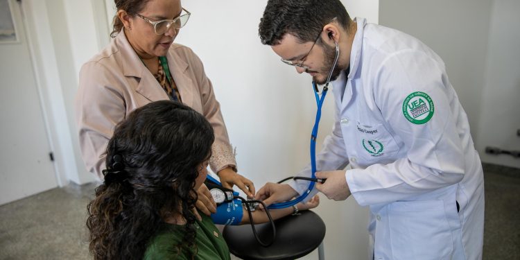 Formação de qualidade: curso de Medicina da UEA obtém nota 3 no Enamed
