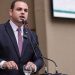 Roberto Cidade reforça lei que protege crianças da exposição digital, diante dos protestos por mudanças em jogo online