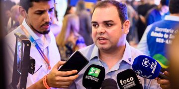 Roberto Cidade destaca investimentos em saúde pública para melhorar serviço à população