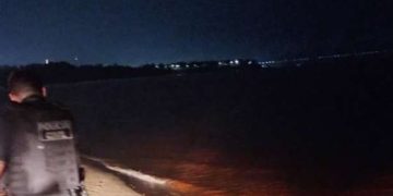 Veja: Homem é encontrado m0rt0 na areia na Ponta Negra, na madrugada