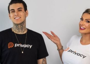 Andressa Urach defende vídeo onde pratica incest0 com o próprio filho: ‘dois adultos’