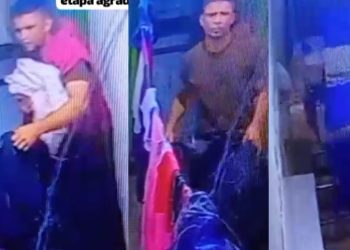 Vídeo: ladrão “pão com ovo” leva roupa do varal e volta para pegar cadeira em Manaus 