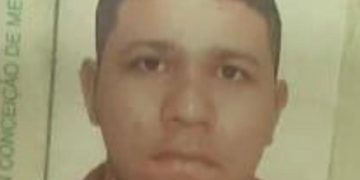 Vídeo: m0rto com 11 tir0s em Manaus pode ter sido alvo do tráfic0 mesmo sem passagem na polícia