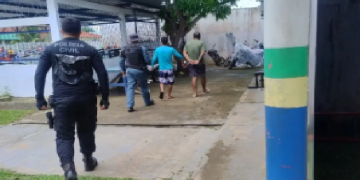 Juiz autoriza transferência de presos após plano de fuga ser descoberto em delegacia do AM