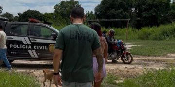 Polícia prende mulher acusada de ordenar esp4ncament0 em Tefé e comandar tráfic0