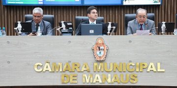 CMM delibera projeto que proíbe animais domésticos acorrentados em áreas de risco