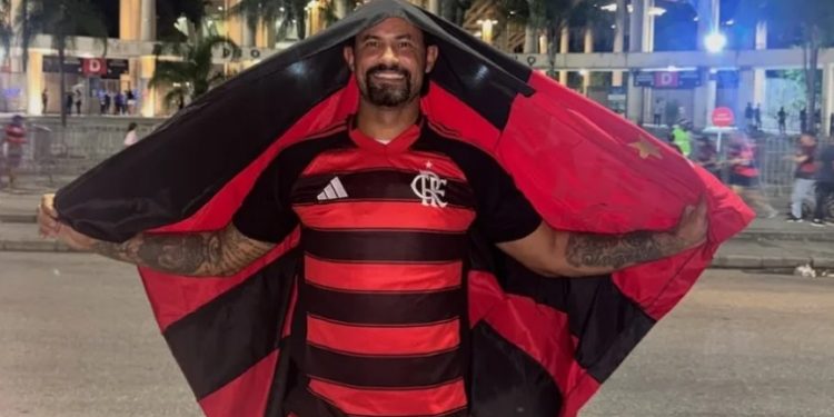 Justiça ordena prisão do ex-goleiro Bruno por causa de jogo do Flamengo