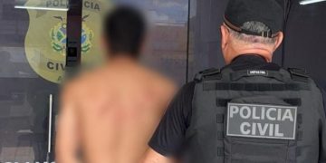Suspeito tranca jovem na casa dele e a obriga a ser sua escrava do sex0 em Manaus