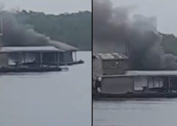 Vídeo: flutuante pega fogo no meio do rio hoje à tarde em Manaus