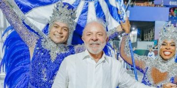 Escola que homenageou Lula fica em último lugar e acaba rebaixada; Viradouro leva o título