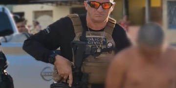 No interior do AM, homem é pr3s0 por vender arm@s nas redes sociais