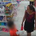 Vídeo: Mulher é flagrada ensinando cr1anç@ a furt@r em drogaria na Zona Leste de Manaus