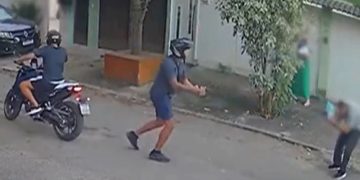 Vídeo: bandid0s fazem dois assalt0s seguidos contra policiais; um PM e um criminos0 acabam ferid0s