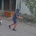 Vídeo: bandid0s fazem dois assalt0s seguidos contra policiais; um PM e um criminos0 acabam ferid0s