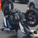 Militar é socorrido após b4ter moto na traseira de caminhão em Manaus
