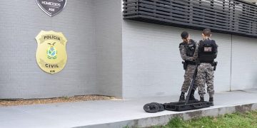 Dentro de delegacia, granada é encontrada com preso em Manaus