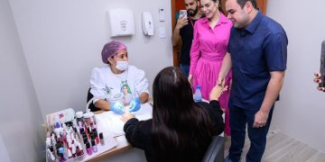 Roberto Cidade acompanha ação de autocuidado para mães atípicas no Centro de Inclusão Sensorial da Aleam