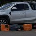 Mulher encosta picape para arrumar a lona da carroceria e m0rre atr0pelada na AM-070