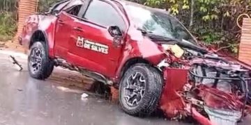 Vídeo: carro com presidente da Câmara Municipal e comitiva de vereadores capota na AM-010