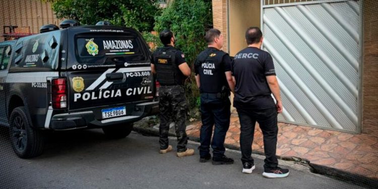 Homens são pr3s0s por e$telionat0 durante operação ‘Falso Advogado’ no Amazonas