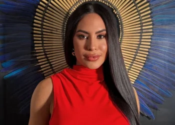 De cunhã-poranga a deputada? Isabelle Nogueira estaria negociando com MDB e Republicanos