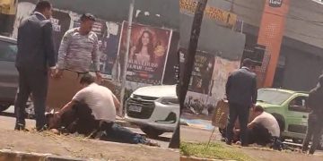 Vídeo: veja como ficou pedestre atr0pelado na faixa em plena Djalma Batista 