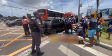 Vídeo: Cr1anç@ de 4 anos fica entre os f3rid0s em ac1dente com a família em Manaus