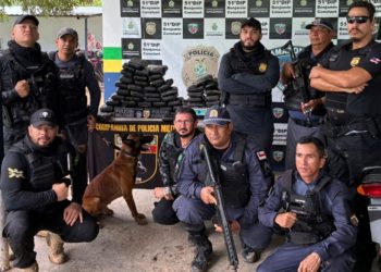 Polícia do Amazonas tomba R$ 1,1 milhão em mac0nha do tráfico e faz “foto da vitória’