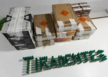 Dona de camarote é presa com 2,7 mil munições dentro de barco no Amazonas