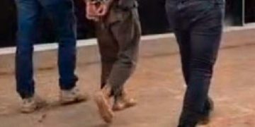 Homem diz que tem HIV e vai transmitir para policiais durante pr1sã0 em Manaus