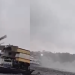 Video: No Porto do São Raimundo, redemoinho arrasta objetos e partes de embarcação