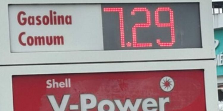Alta no preço da gasolina leva Procon-AM a fiscalizar postos na capital