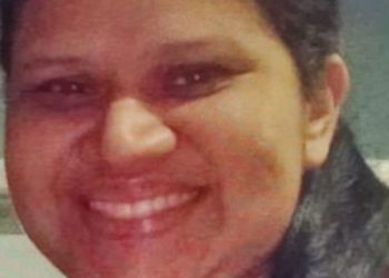 Mulher com tatuagens de meia lua e estrela desaparece em Manaus