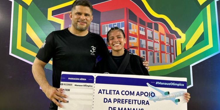 Campeã mundial Emily karoliny representará o Amazonas no Campeonato Brasileiro de Jiu-Jitsu em São Paulo