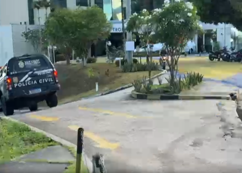 Vídeo: C0rp0 de mulher é localizado em quarto no 11º andar de hotel no bairro Ponta Negra
