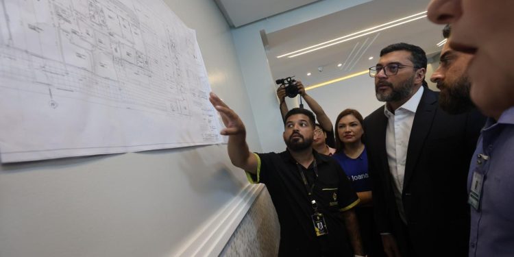 Governador Wilson Lima vistoria obras do Centro de Atenção Integral Juventude TEA, em Manaus