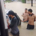 Vídeo: Carro fica alagado em avenida transformada em ‘rio’ em Manaus