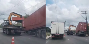 Contêiner se solta de carreta e bloqueia trânsito na Avenida Autaz Mirim, na Zona Leste de Manaus