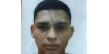 Na Compensa, cr1m1n0s0s arrastam jovem até rua do tr@fic0 e o execut@m com vários t1r0s