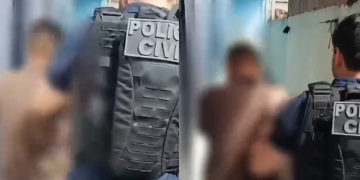 Em Manaus, mulher abre a garagem e descobre filha de 10 anos sendo e$tuprada pelo padrasto