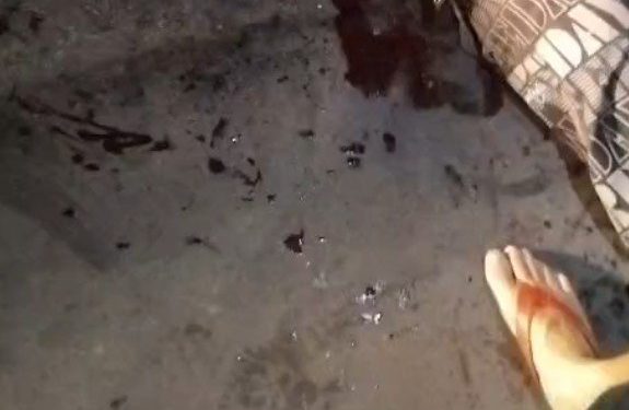 Suspeito de r0ub0 sofr3 ac1dente e ainda é e$pancad0 pela população em Manaus