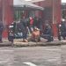Gesto de nobreza: policiais dão água a morador de rua ferid0 no Centro de Manaus