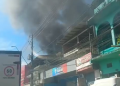 Vídeo: Incêndio destrói fábrica de reciclagem na Zona Oeste de Manaus e provoca congestionamento