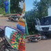 Vídeo: Em alta velocidade, motociclista dá com tudo na frente de caminhão-baú no Iranduba