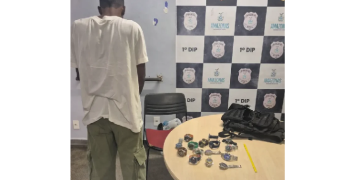 Band1d0 é pr3s0 após furt@r relógios em loja de shopping de Manaus