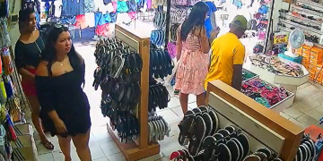 Vídeo: Dupla de mulheres é flagrada fazendo ‘a limpa’ em lojas na Zona Leste de Manaus