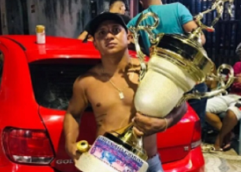 Conhecido como ‘Nandinho’, homem leva três balaç0s e m0rr3 no hospital em Manaus