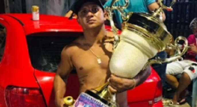 Conhecido como ‘Nandinho’, homem leva três balaç0s e m0rr3 no hospital em Manaus